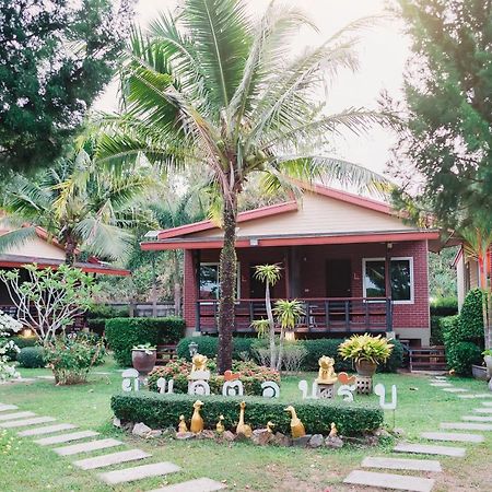 Siray Green Resort Phuket Bagian luar foto